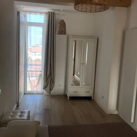 Attico Centro 2 아파트 살루초