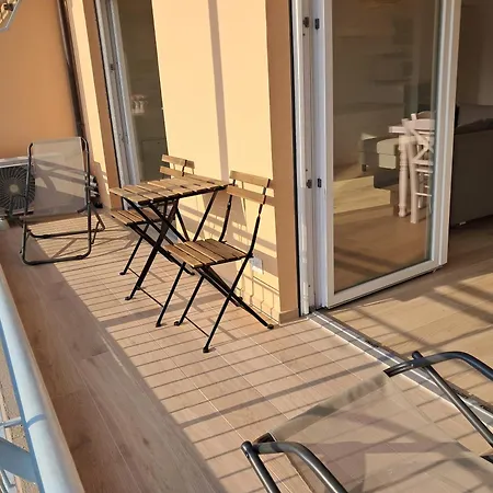 Attico Centro 2 아파트 *