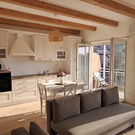 Appartement Attico Centro 2 *